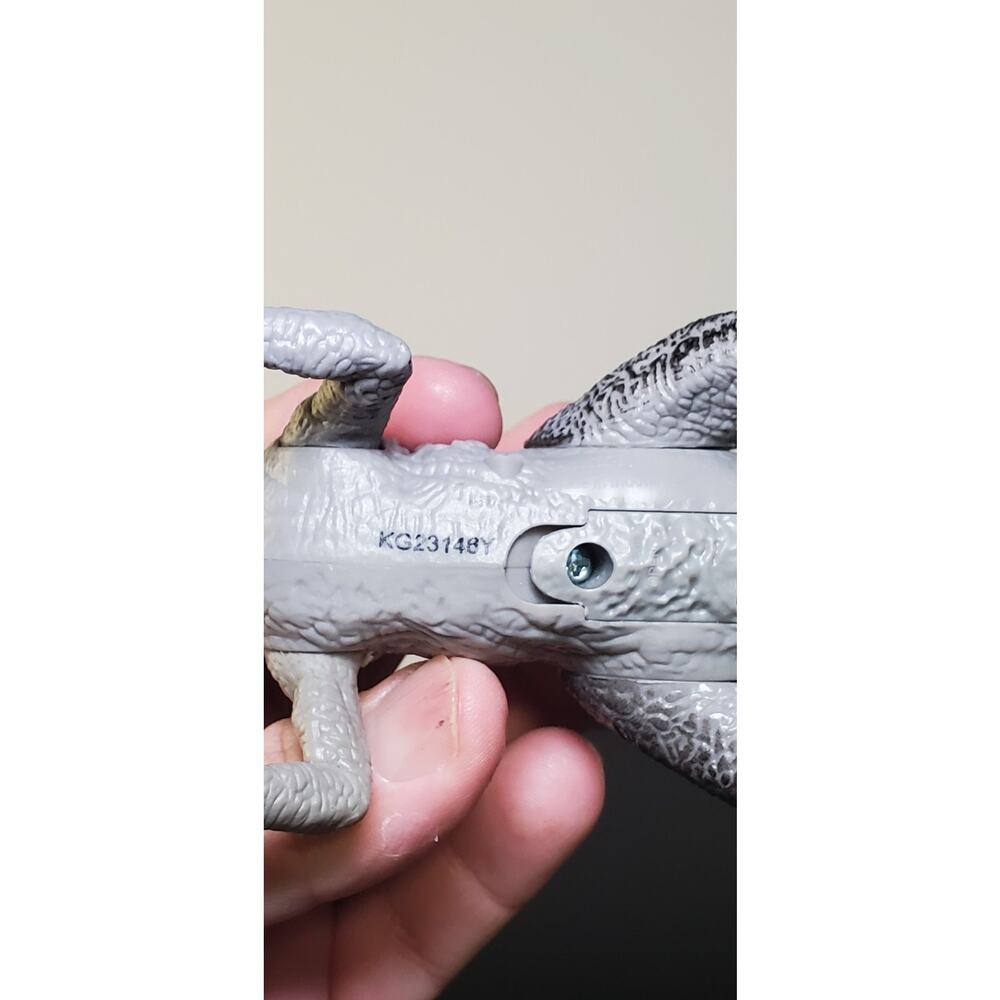 Dinosaur Action Figure Movable Jaw Tail Limbs Spinosaurus Toy3 - Picture 4 of 5